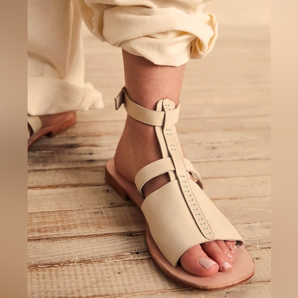 FREE PEOPLE LONG WEEKEND SANDALS 38.5